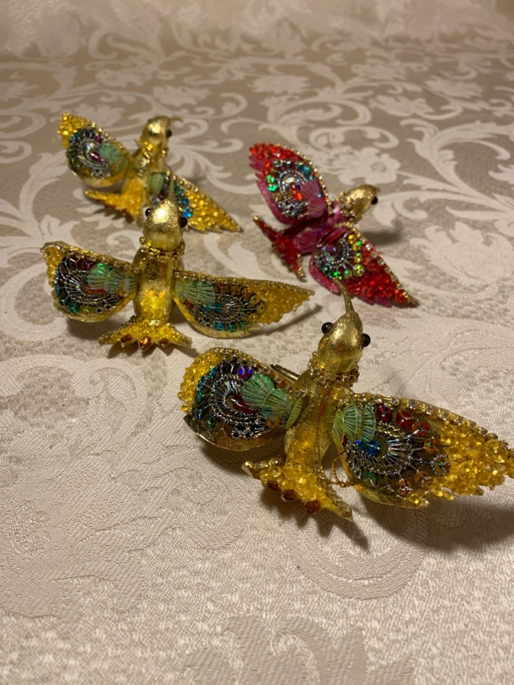 4 clip on Gold and 1 Red  Decorative sequined Hummingbird Ornaments Wings